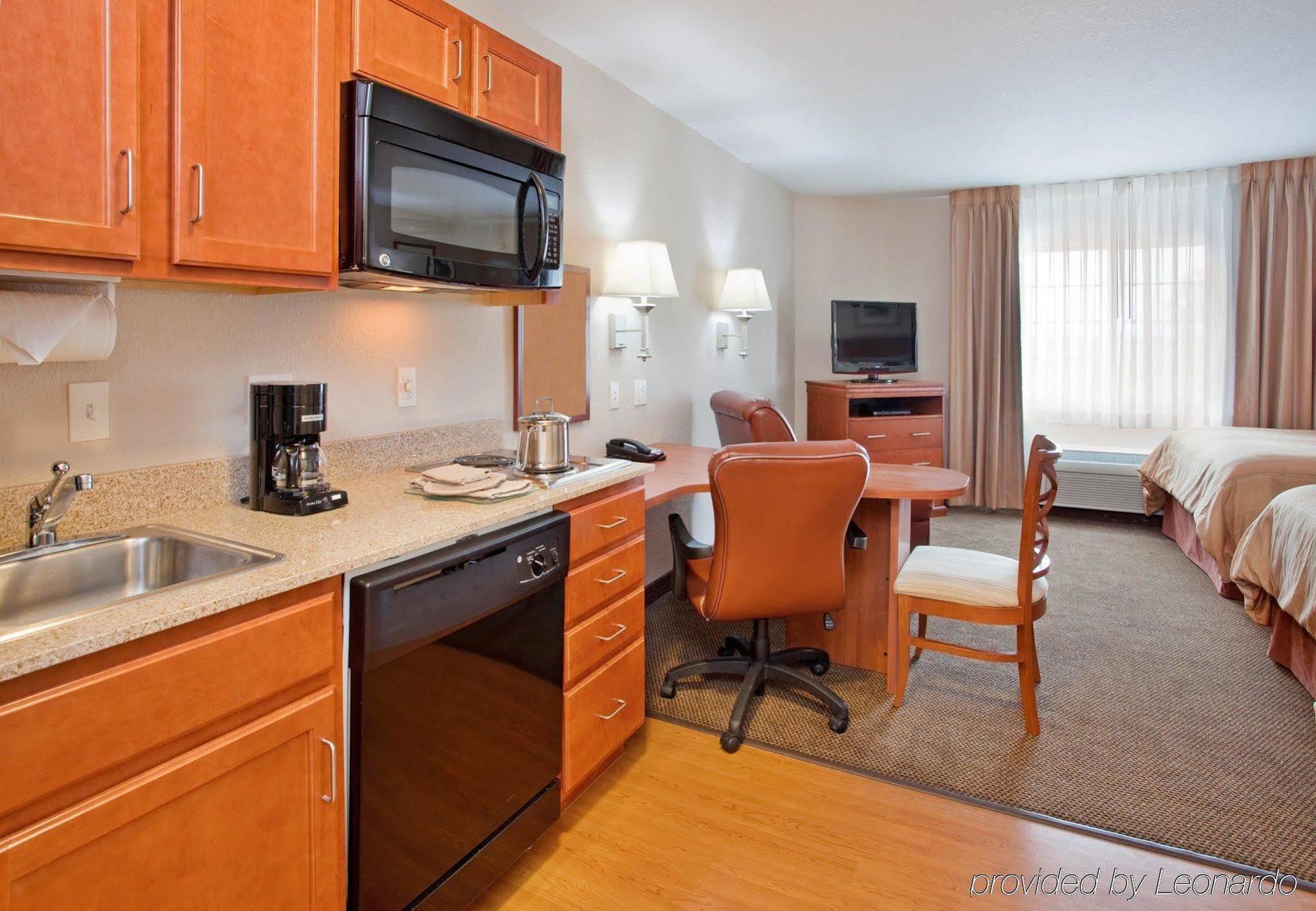 Candlewood Suites Kansas City Airport Szoba fotó