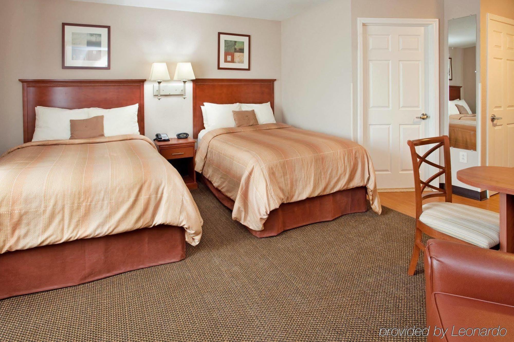 Candlewood Suites Kansas City Airport Szoba fotó