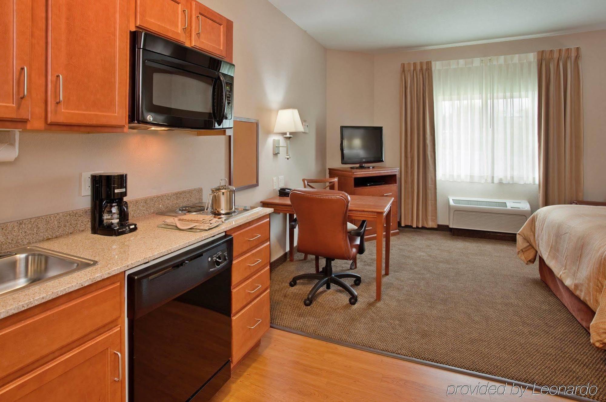 Candlewood Suites Kansas City Airport Szoba fotó