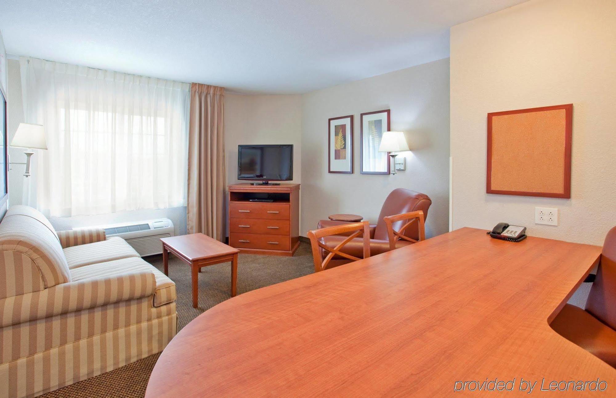 Candlewood Suites Kansas City Airport Szoba fotó