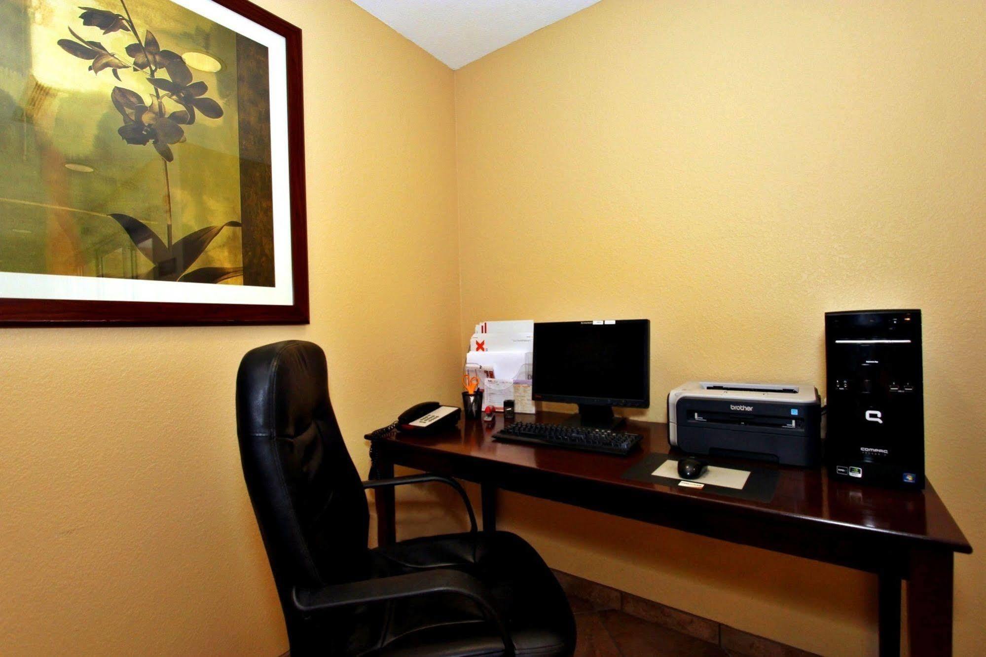Candlewood Suites Kansas City Airport Kültér fotó